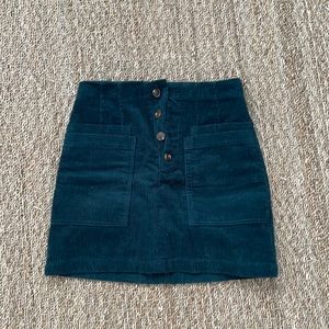 Short corduroy skirt